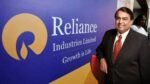 mukesh ambani 1 minute income